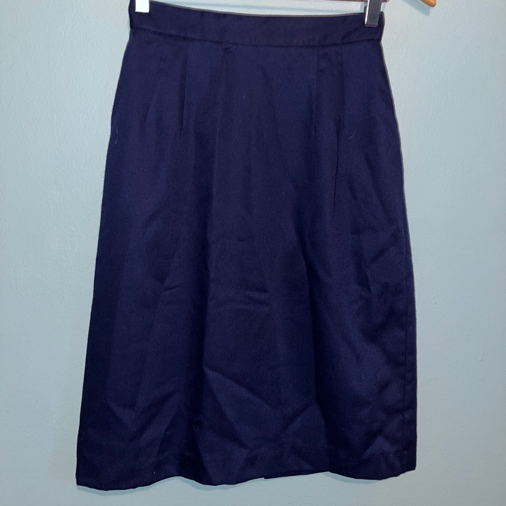 Navy pencil pleated skirt